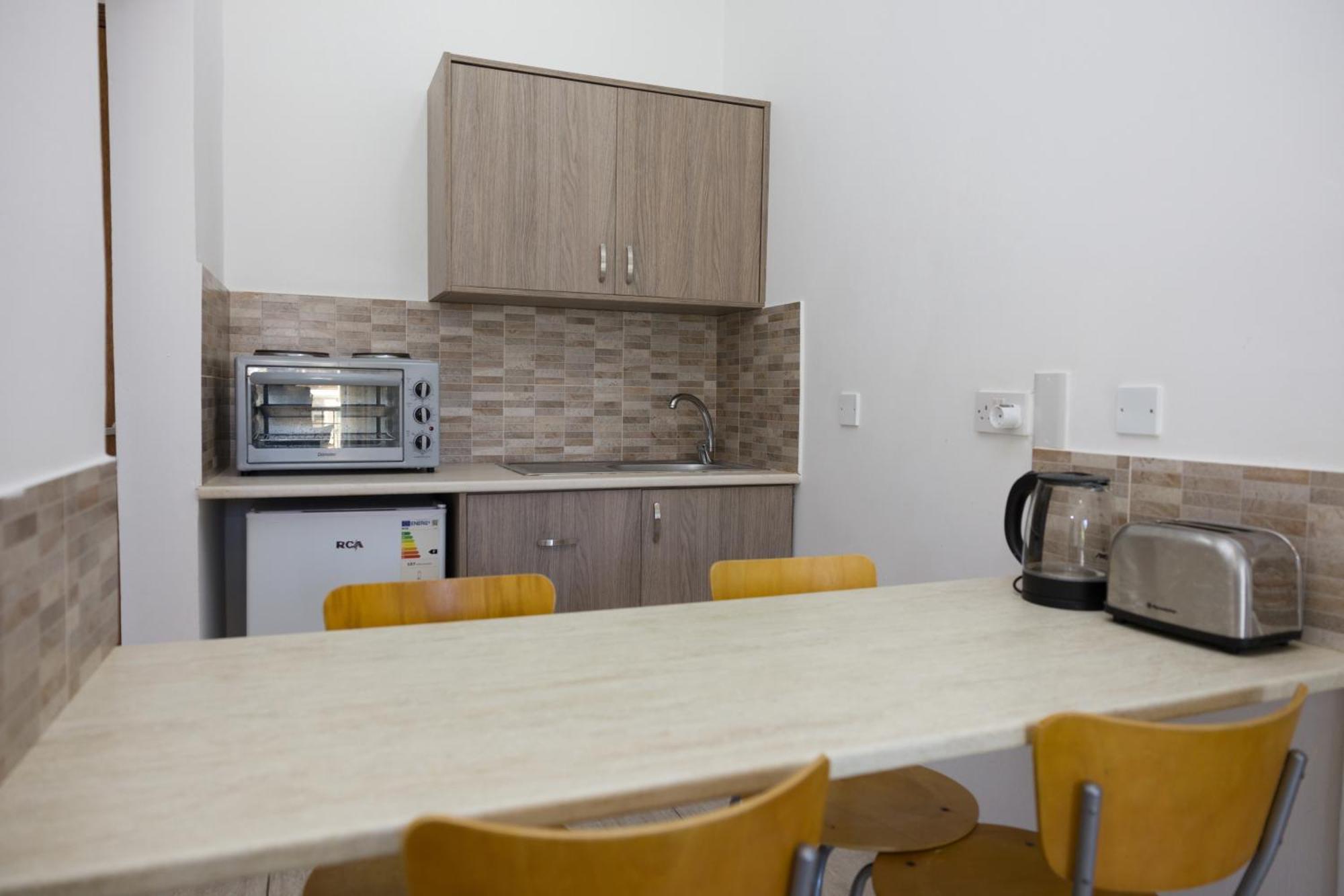 Alecos Hotel Apartments パ フォス エクステリア 写真